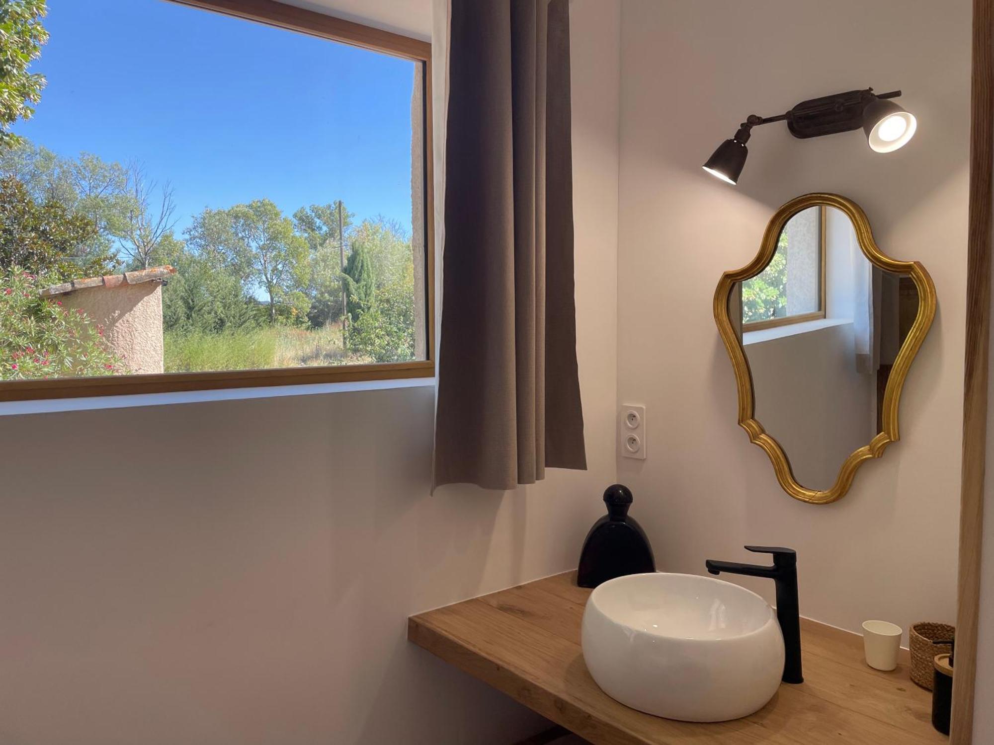 Sous Les Etoiles En Provence, Gite Les Bambous Lurs Luaran gambar
