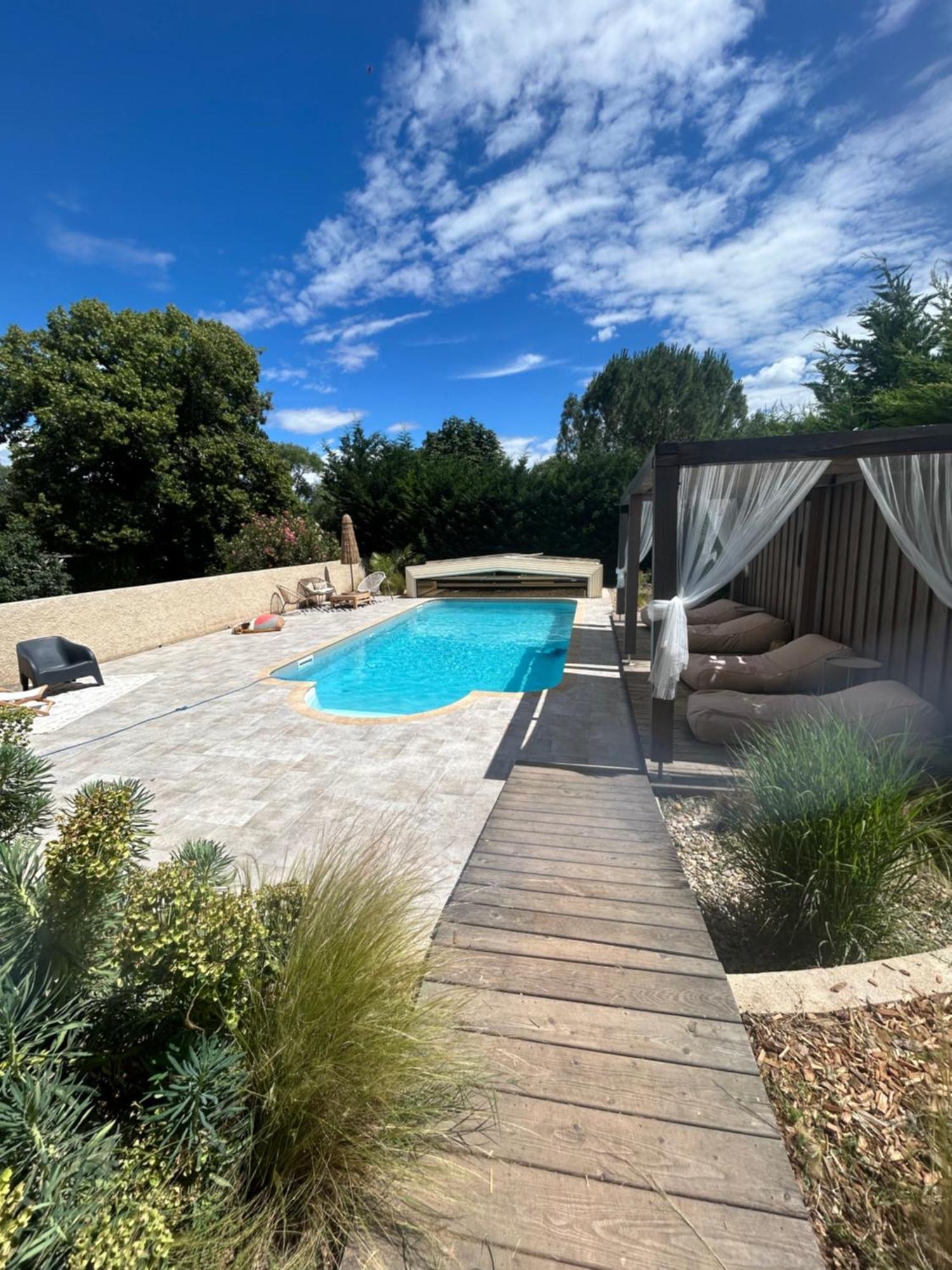 Sous Les Etoiles En Provence, Gite Les Bambous Lurs Luaran gambar